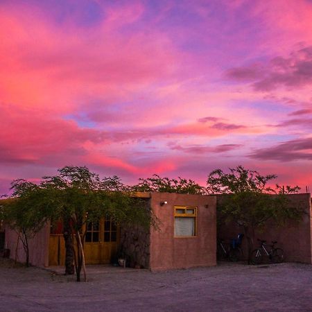Sol Del Desierto Villa Chiuchiu Bagian luar foto