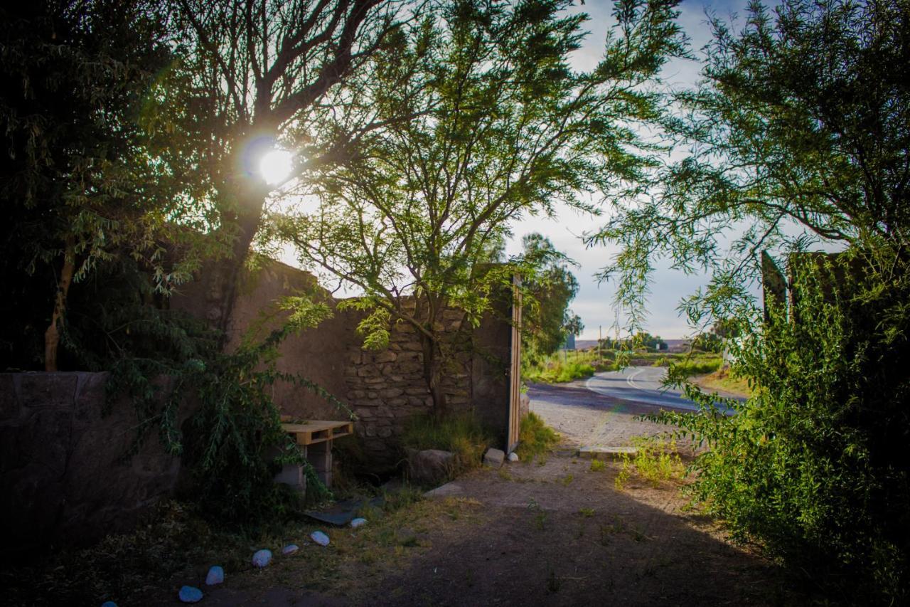 Sol Del Desierto Villa Chiuchiu Bagian luar foto