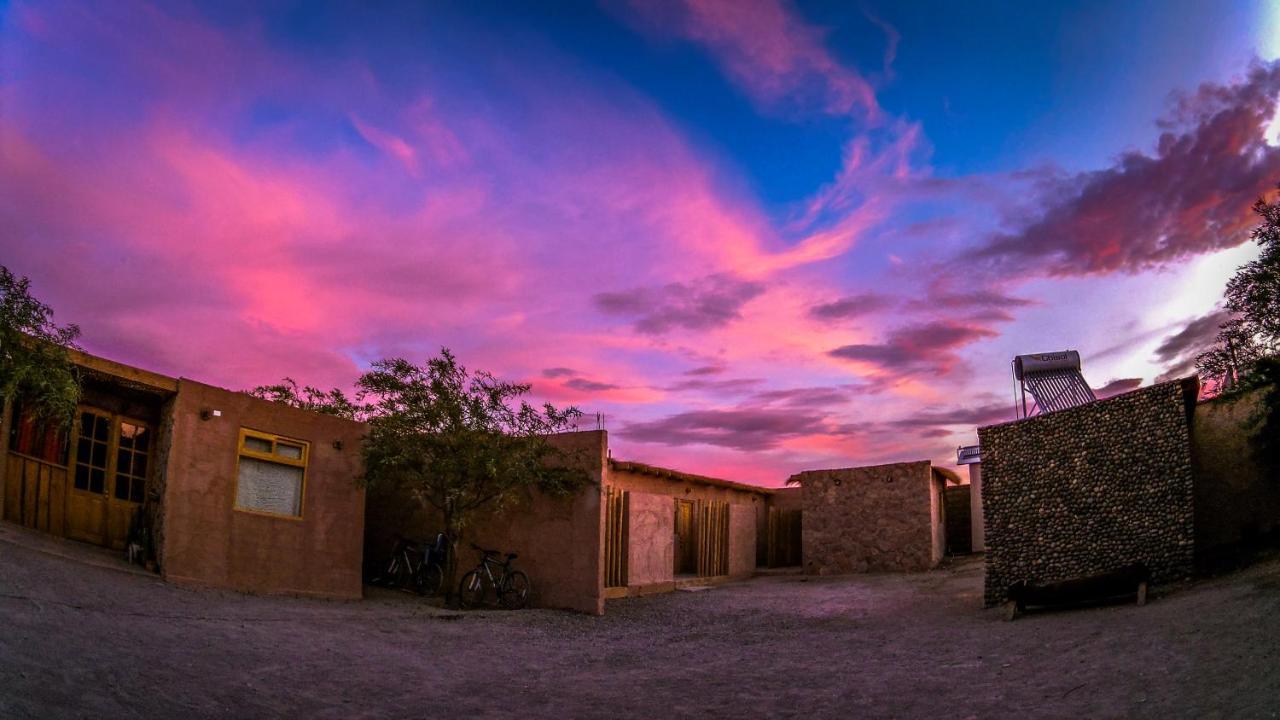 Sol Del Desierto Villa Chiuchiu Bagian luar foto